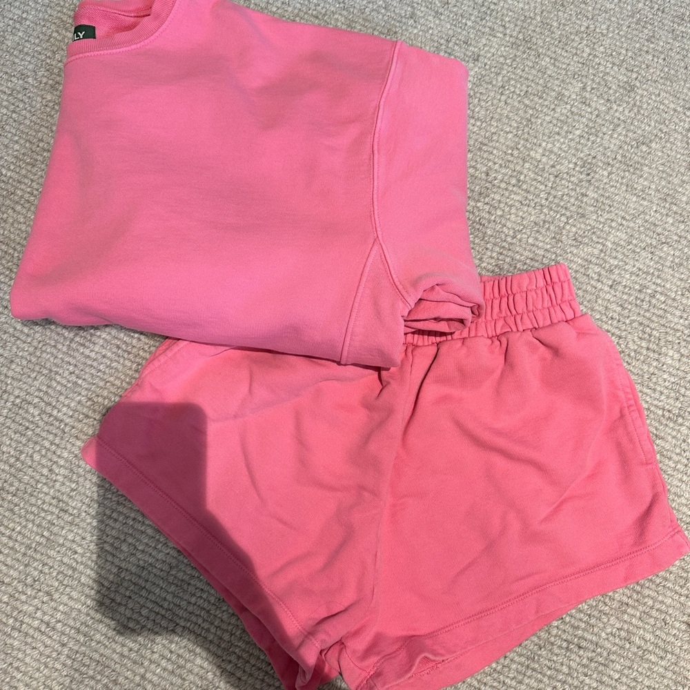 Daily Drills Cheeks Women's Athletic Set